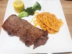 -必胜客(新中纬店)