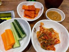 -喇喇排骨火锅·传统韩式脊骨汤(望京西园总店)