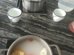 -云中捞高空旋转餐厅(商茂世纪广场店)