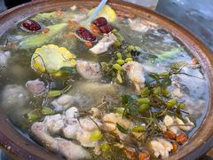 石橄榄炖鸡-洪大厨鸡煲(福田店)