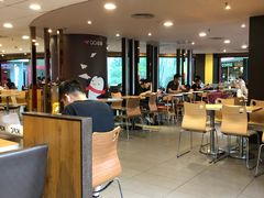 大堂-肯德基(中心书城店)
