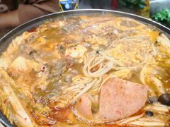 部队锅-MI WU FACTORY米屋美食工厂餐厅(绿地店)