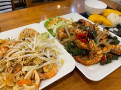 -两兄弟Song Pee Nong(2号店)