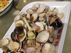 -阿浪海鲜连锁加工店(B栋2排1号火车头店)