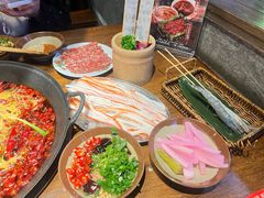 -萍姐火锅·公路夜市(武汉首店)