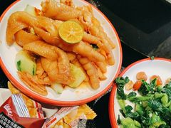 -辣尚瘾·烤鱼·新川菜(牡丹园直营店)