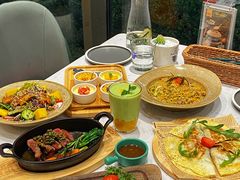 -西语·炭烧牛排(卓越中寰店)