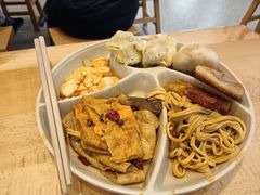 -素满香·全民食养自助(长宁龙之梦店)