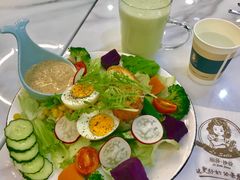 -丽莎沙拉轻食餐厅(国贸店)