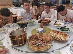 -围龙屋客家食府(福田店)