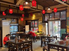 -富正毅三下锅·湘西韵味(天门山索道店)