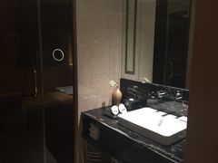 iphone_upload_pic-西安皇冠假日酒店·朱雀咖啡厅