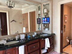 -广州富力丽思卡尔顿酒店