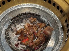 -山川小町·极番烧肉(新地假日广场店)