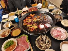 -岗上渣渣老火锅(两路口店)