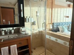 -海创大连科技交流中心(海事大学地铁站店)