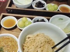 -蟹上黄·蟹黄面·江南糖水(人民广场店)