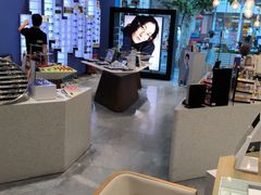 -茂昌眼镜(南京西路店)