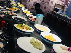 自助取餐区-钱小主·自助回旋烤肉火锅餐厅(东方新天地店)