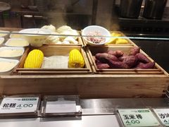 -老乡鸡(上海白玉兰广场店)