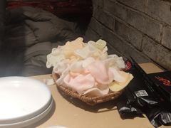 -万里闯关东铁锅炖菜馆(高新旗舰店)