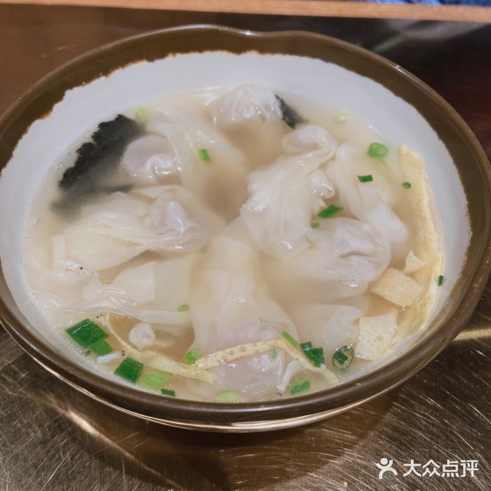 龍堂蟹黄小笼包(万家丽店)手包小馄饨图片