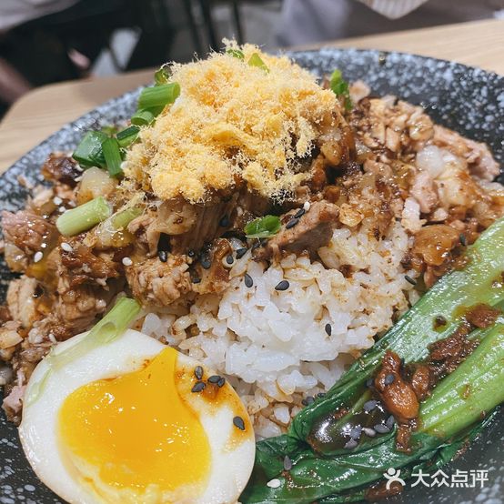 燥食日式拉面专门店
