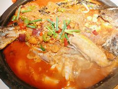 -鸣记脆皮烤鱼·海鲜烤鱼(三八广场店)