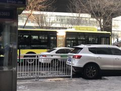 -上海市闵行区中心医院·停车场