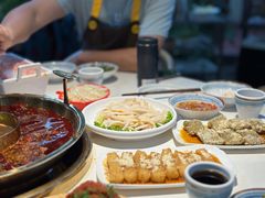 -二荆条·城市森林火锅旗舰店