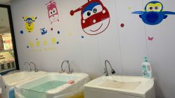 -育儿湾亲子游泳馆(华阳路店)