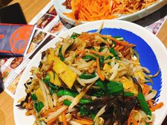 珍馐酱爆六合菜-满园烤鸭·春饼(奥体万达店)