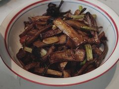 -峨嵋小镇·川菜(勒泰中心店)