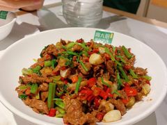 小炒黄牛肉-周大厨辣椒炒肉(淮安万达店)