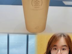 -喜茶(北京华贸购物中心店)