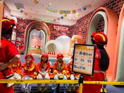 -奈尔宝家庭中心·亲子餐厅(华采天地店)