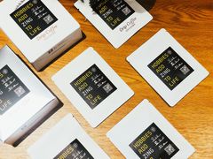 -ZING COFFEE 镜咖啡