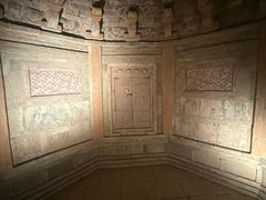 -洛阳古墓博物馆