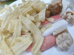 -荣吉招牌自助骨头锅(顾乡店)