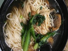 酱汁熏鱼面-食惠里小笼包面馆(越秀店)