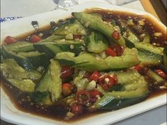 -鲁员外地锅鸡地锅鱼(古墩路店)