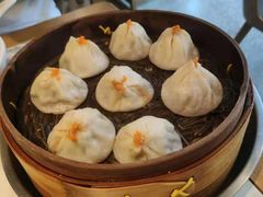 蟹黄小笼包-三凤酒家·百年无锡菜(清扬茂业店)
