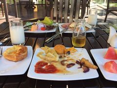 -三亚湾海居铂尔曼度假酒店