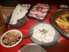 -谭鸭血老火锅(娄星区长青街店)