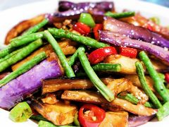 -阿三鱼头泡饼·家常菜