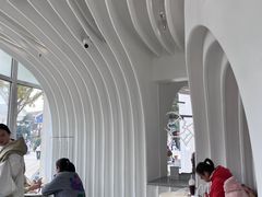 -喜茶(迪士尼小镇·平行宇宙店)