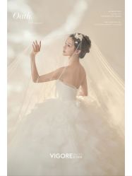 -雪中彩影婚纱摄影·微光艺术中心