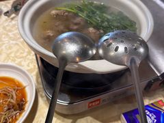 -老东风菜馆·羊肉火锅·海鲜·砂锅粥