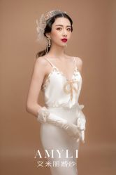 -艾米丽婚纱礼服