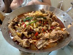 -昱龙大盆牛蛙馆(三兴街总店)